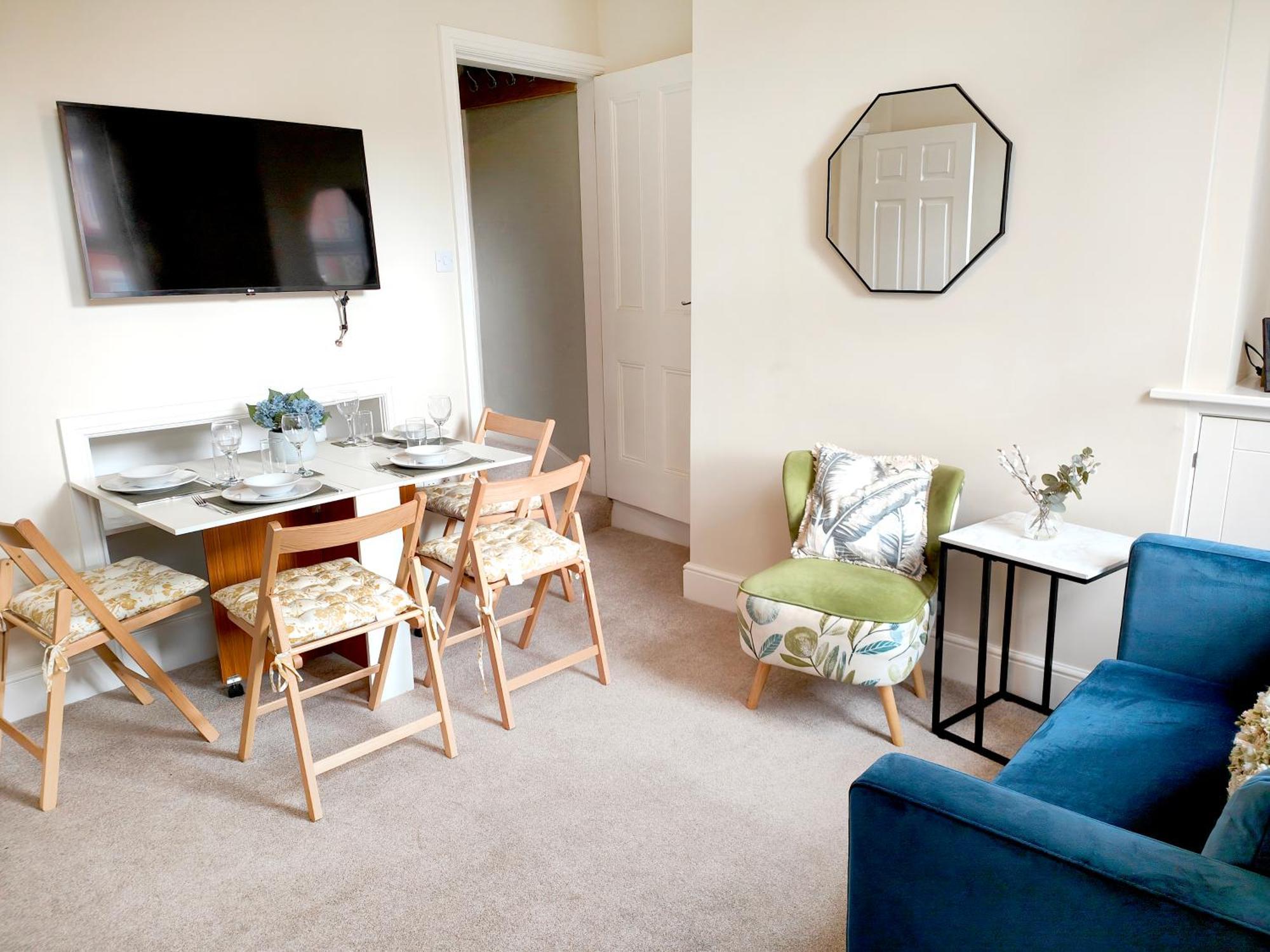 Douglas House, Near Hospital, Attractive And Comfy 2 Bedroom House With Enclosed Yard To Rear Carlisle  Exterior photo